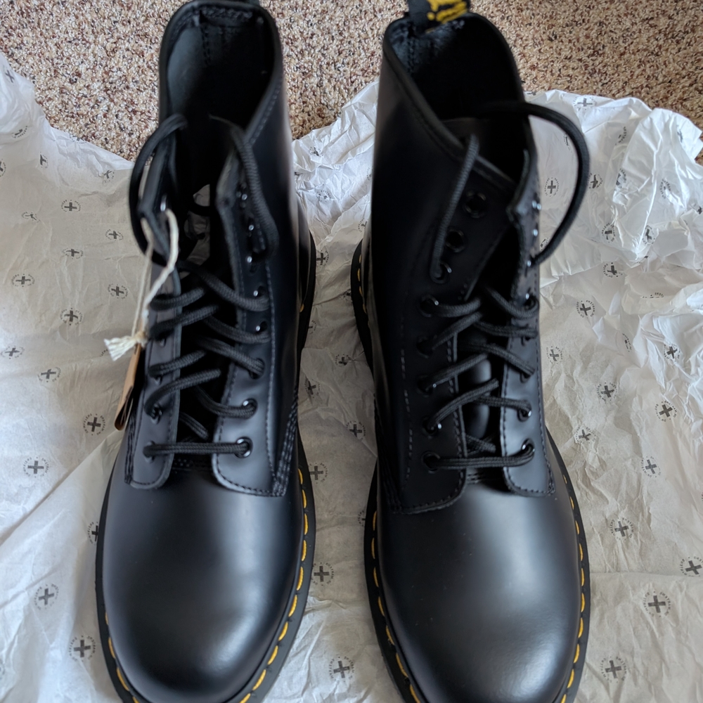 Dr. Martens Black Lace Up Boots Women's Size US 10 BRAND NEW WITH BOX AND TAGS